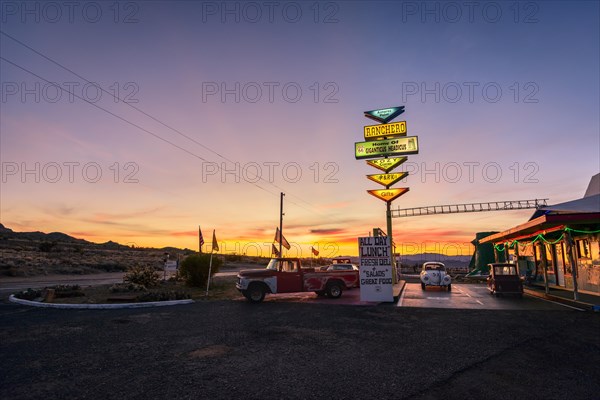 Historic rest stop and gas station with vintage cars