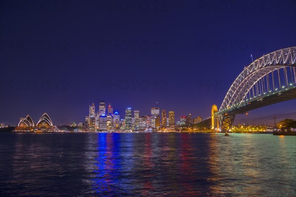 Harbour Bridge and skyline at night