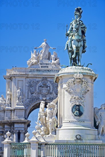 Equestrian statue of King Jose I