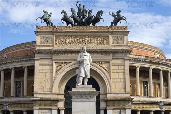 Politeama Theatre with memorial of Ruggiero Settimo