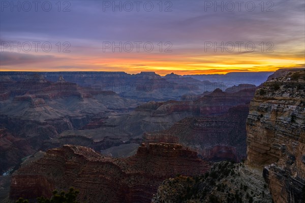 Gorge of the Grand Canyon at sunrise