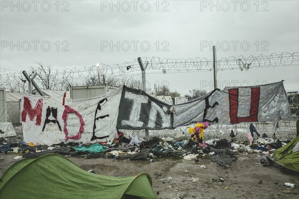 Transparent on the border fence Made in EU