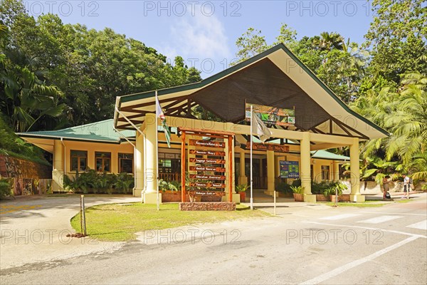 Entrance to the Vallee de Mai National Park