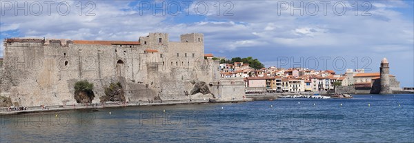 Chateau Royal and Notre-Dame-des-Anges fortified church