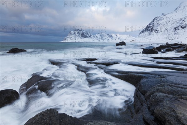 Beach of Utakleiv in winter