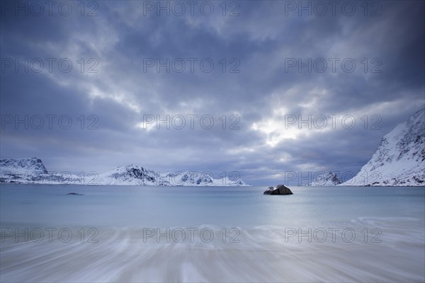 Bay Vikbukta in winter