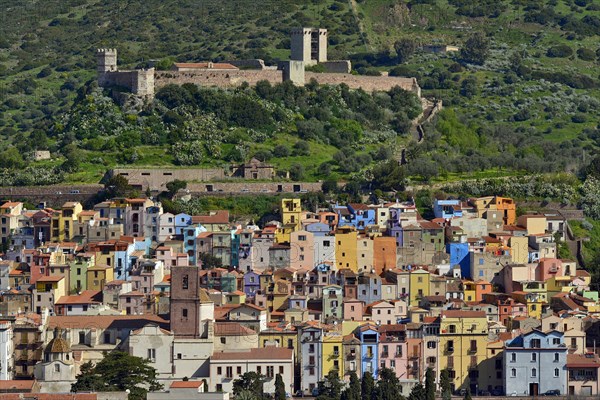 Cityscape with Castello Malaspina castle