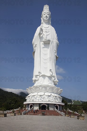 Buddha statue at the Linh Ung Pagoda