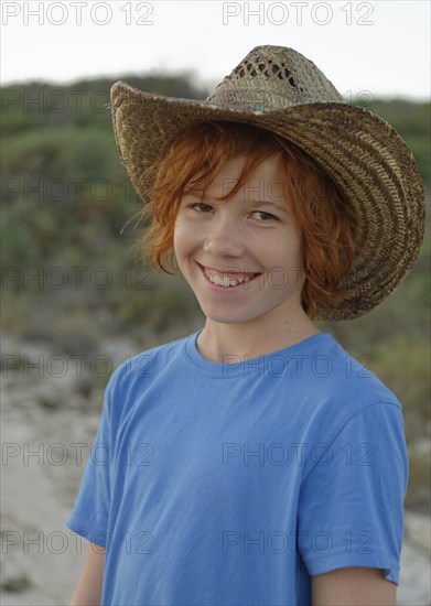 Boy with cowboy hat