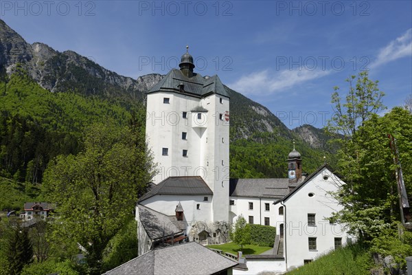 Mariastein with pilgrimage church and bergfried or keep in Kufstein