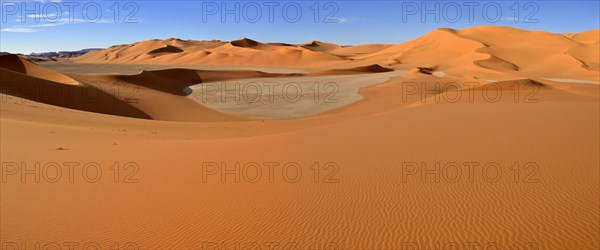 Sanddunes and clay pan