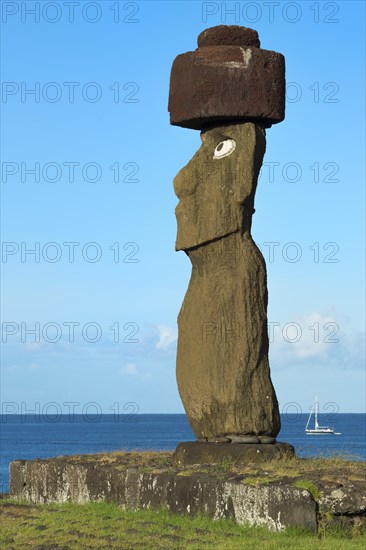 Moai wearing a Pukao topknot