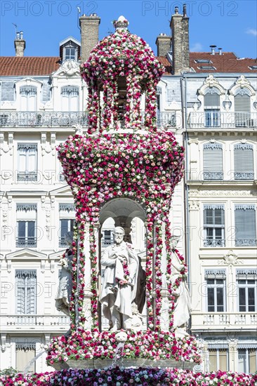 Jacobins square during the 17th World Convention of Rose Societies in 2015, Lyon