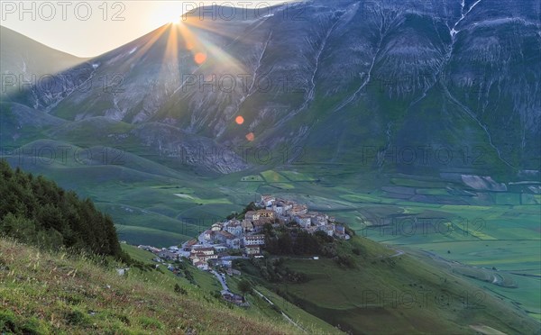 Sunrise at Castelluccio di Norcia