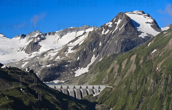 Lago del Sabbione dam