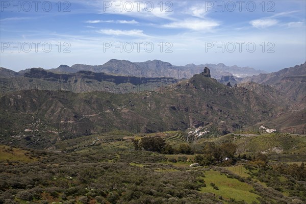 View from Cruz de Tejeda to the mountains