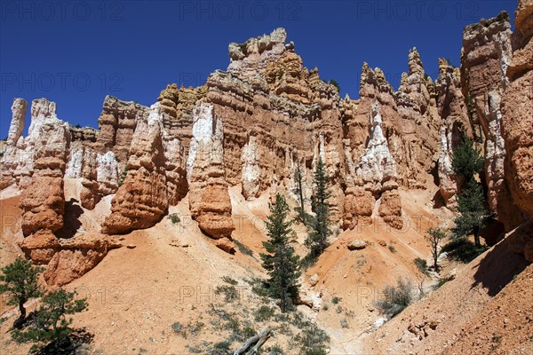 Coloured rock formations