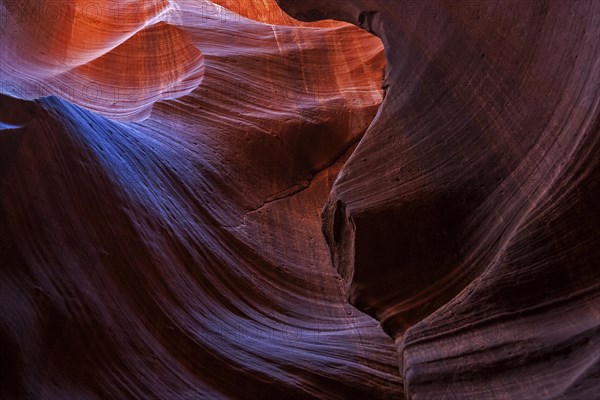 Sandstone formations in Upper Antelope Canyon