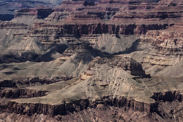 View of rock formations from Lipan Point