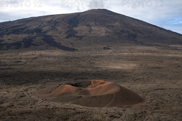 View from the Pas de Bellecombe on volcanic landscape