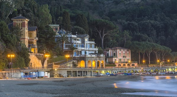 Villas along the beach promenade