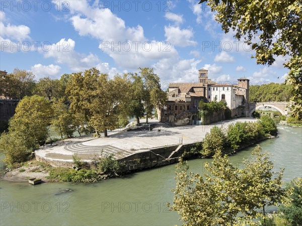 Tiber Island