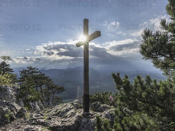 Summit cross