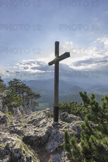 Summit cross