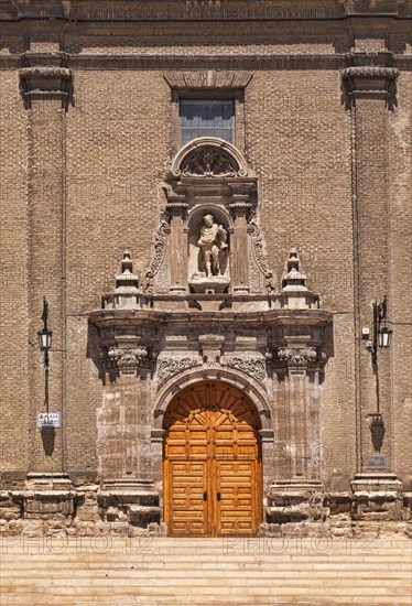The door of the Church of San Juan de los Panetes