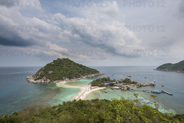 View of Koh Nang Yuan