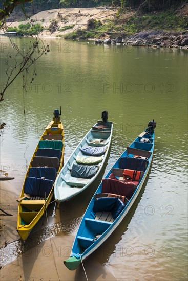 Boats on Tembeling River