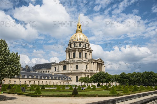 Les Invalides