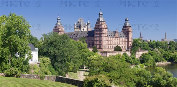 Schloss Johannisburg Castle