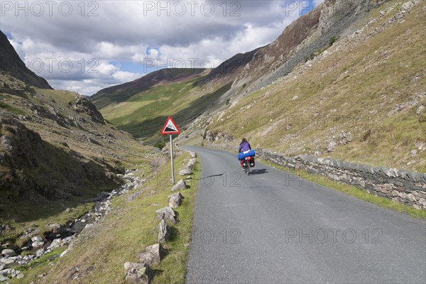 Cyclists at Honister Pass