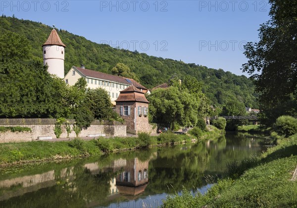 Roter Turm tower next to Faultor gate