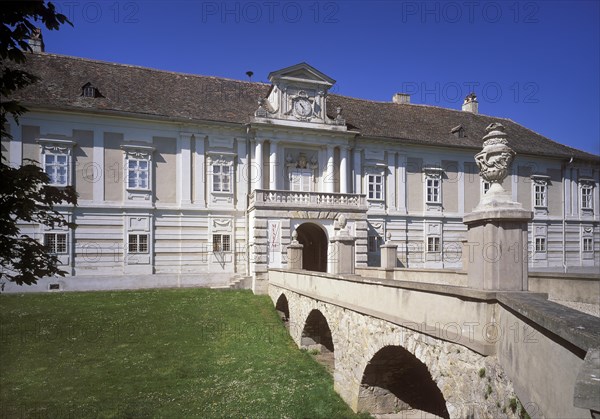 Rohrau Castle