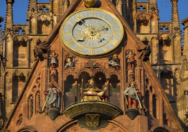 Clock and figurines