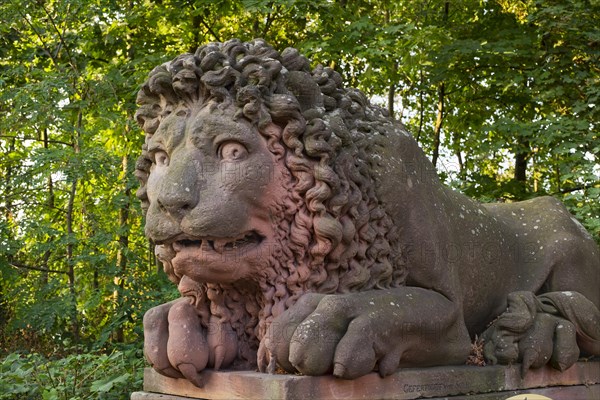 Stone lion at the gateway to Castle Lowenstein