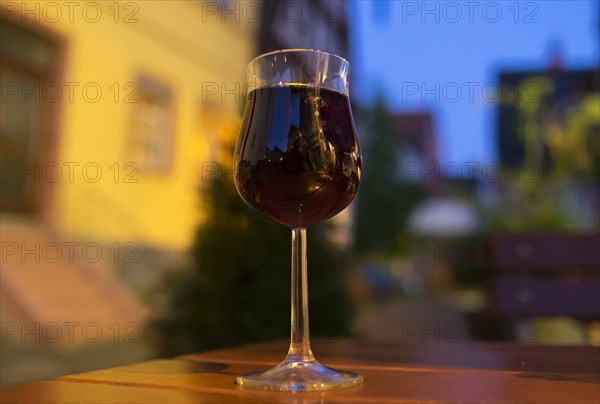 Red wine in glass