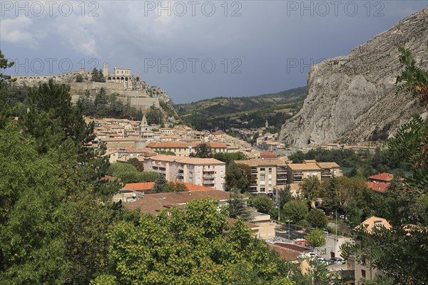 Citadel and town