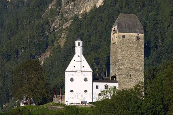 Burg Freundsberg castle