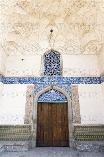 Entrance to audience hall with stalactite ceiling