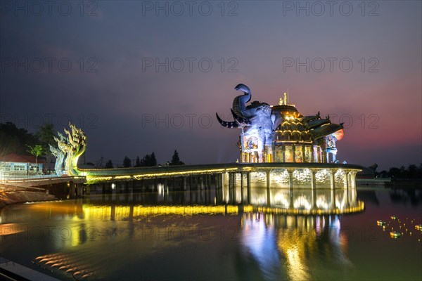 Seven-headed Naga serpent in front of the Elephant Temple Thep Wittayakhom Vihara