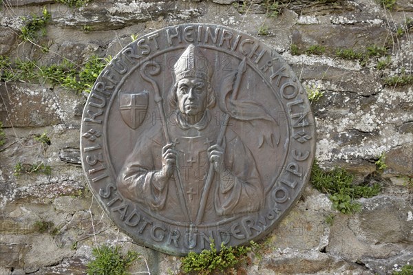 Portrait of Elector Henry of Cologne on the city wall