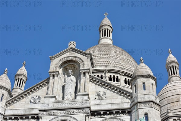 Main portal with statue of Christ