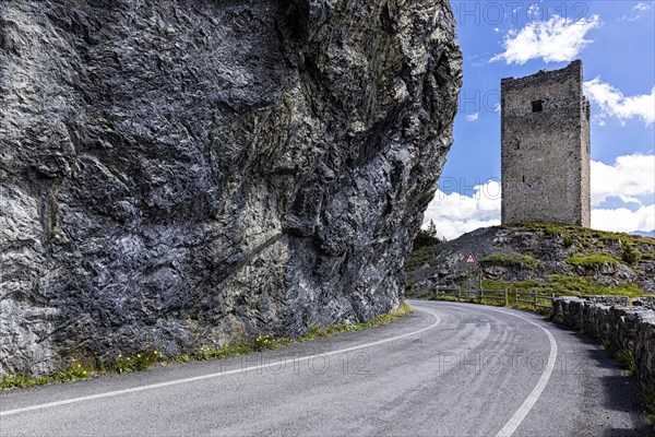 Mountain pass road Fraele or Passo di Fraele