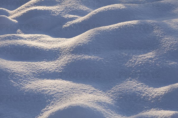 Fresh snow with indirect lighting