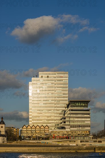 Lanxess Tower