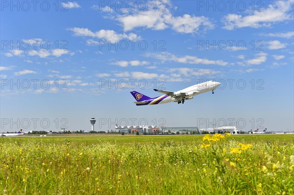 Aircraft takeoff