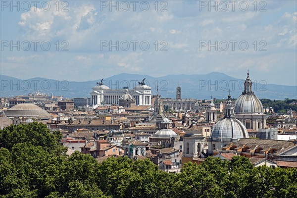 City view with the National Monument Vittorio Emanuele II
